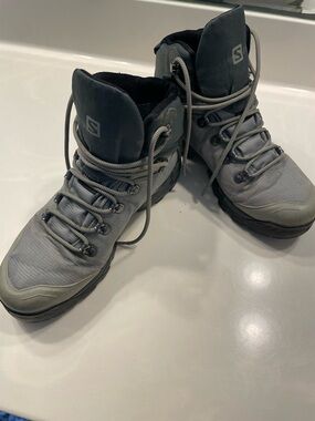 Salomon Outback 500 GTX EUC 7.5